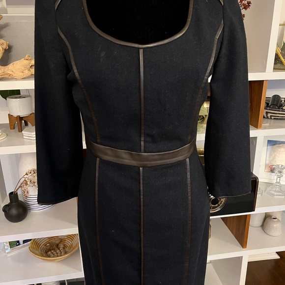 Club Monaco navy wool dress in size 4 - Picture 2 of 9